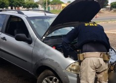 PRF aprende em Picos veículo roubado no estado de Goiás