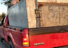 Barreira sanitária no PI flagra trabalhadores do CE sendo transportados em contêiner para burlar fiscalização