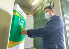 Governo criará bandeiras de risco para liberar comércio