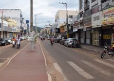 Justiça determina fechamento do comércio em Picos