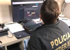 PF faz operação contra hackers suspeitos de vazar dados de Bolsonaro e militares