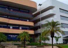 TCE bloqueia contas de seis prefeituras e duas câmaras no Piauí