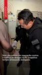O Departamento de Repressão as Ações Criminosas
Organizadas (Draco) realiza nesta terça-teira (23) uma operação contra suspeitos de integrar uma facção criminosa na cidade de Castelo do Piaui, no Norte do estado.

De acordo com o delegado Laércio Evangelista, coordenador do Draco, sete homens foram presos na ação. As equipes também cumprem sete mandados de busca e apreensão nos endereços ligados aos alvos.

“São integrantes de facção criminosa que atuam nessa cidade e já cumprimos os sete mandados de prisão. Esses homens já possuem passagens pela Justiça por outros crimes”, destacou
Laércio.

A operação contou com o apoio da Força Estadual Integrada de Segurança Pública (FEISP), Canil da FEISP, Diretoria de
Inteligência da SSP, Batalhão de Operações Aéreas (BOPAER) e demais unidades da Polícia Civil do Estado do Piauí. Fonte: g1-PI