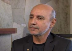 STJ concede prisão domiciliar para Fabrício Queiroz e sua mulher