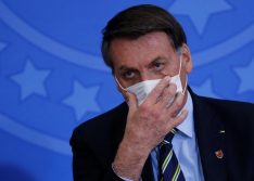 Jair Bolsonaro faz novo exame e testa positivo para novo coronavírus