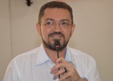 Padre Walmir retira projeto que previa empréstimo de R$ 4 milhões