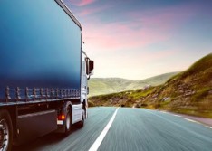 Decreto autoriza funcionamento de transporte de cargas nas sextas-feiras