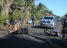 Dois homens morrem e um fica ferido durante colisão entre três motos na PI-112