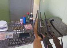 PM de Simplício Mendes apreende armas e drogas e três homens são conduzidos a delegacia