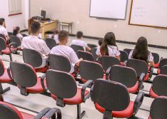 Desembargadora autoriza retorno de aulas presenciais para o 3º ano