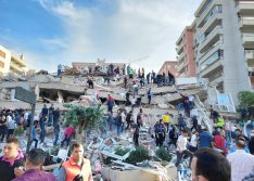 Terremoto no mar Egeu deixa mortos e mais de 100 feridos