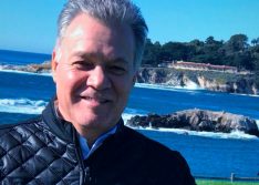 Morre Eddie Van Halen, um dos maiores guitarristas do rock, vítima de câncer