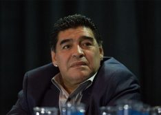 Maradona morre aos 60 anos