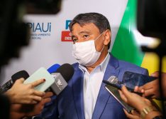 Wellington vai se reunir com ministro Pazuello para cobrar aumento na produção de vacinas