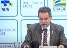 Ministério da Saúde diz que vacinação no Brasil pode começar entre 20/1 e 10/2