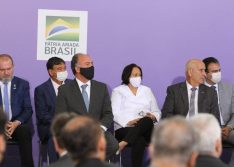 Governador do PI cobra definição de cronograma após governo federal anunciar plano de vacinação contra Covid-19