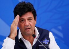 Mandetta alerta para possível megaepidemia daqui 60 dias no Brasil