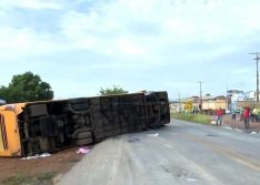 Cinco pessoas morrem em acidente na Bahia com ônibus que saiu de Valença