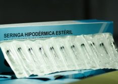 Governo do Piauí começa a distribuir insumos para vacinação contra Covid-19 nos municípios