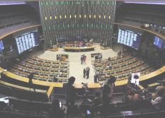 Eleição para presidente da Câmara ocorre hoje (01), a partir das 19h