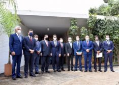 Governadores articulam “pacto nacional” com medidas restritivas e mais vacina para frear pandemia