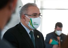 Queiroga pede que países doem vacinas ao País e nega atraso na imunização