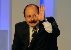 Levy Fidelix, presidente do PRTB, morre em SP aos 69 anos