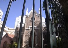 Ministro do STF libera cerimônias religiosas presenciais na Páscoa