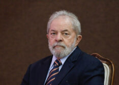 Lula admite que será candidato em 2022 em entrevista à revista francesa