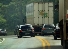Maio Amarelo: PRF alerta para os perigos das ultrapassagens indevidas
