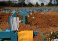 Governador lamenta 500 mil mortes por covid-19 e critica burocracia para aquisição de vacinas