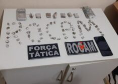 PM apreende drogas no bairro Paroquial