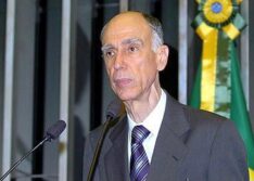 Ex-vice-presidente da República Marco Maciel morre aos 80 anos, em Brasília