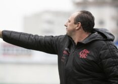 Diretoria do Flamengo anuncia demissão do técnico Rogério Ceni