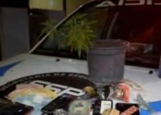 Casal é preso em flagrante comercializando drogas em frente a igreja no Piauí