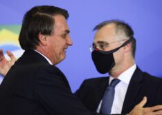 Bolsonaro indica André Mendonça ao Supremo Tribunal Federal
