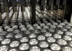 Publicada lei que permite indústrias veterinárias produzirem vacinas