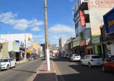 Wellington Dias amplia funcionamento dos shoppings em novo decreto