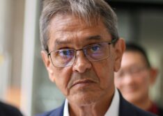 Polícia Federal prende ex-deputado Roberto Jefferson