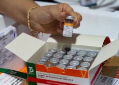 Piauí negocia compra direta de 500 mil doses da Coronavac com o Butantan