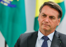 Bolsonaro recua após ameaças diz que não teve intenção de agredir Poderes
