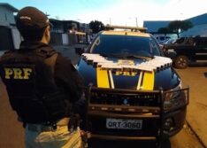 Monsenhor Hipólito: PRF apreende carga com 169 maços de cigarros contrabandeados