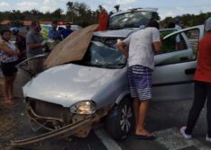 Idoso morre e jovem fica ferida após colisão entre carros na BR-316
