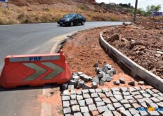 Obra da rotatória da Severo Eulálio passa por correção no traçado