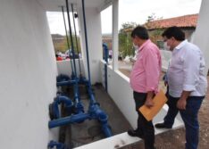 Governador inaugura ampliação do sistema de abastecimento de água em Fronteiras