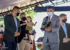 Governador anuncia antecipação do salário para o dia 23 de dezembro