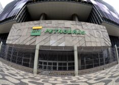 Petrobras abre concurso com 757 vagas de nível superior