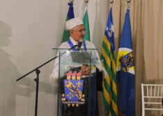 Evandro Alberto toma posse para segundo mandato como reitor da Uespi