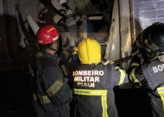 Grave acidente envolvendo caminhões deixa uma pessoa morta na BR-343