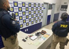 PRF apreende R$ 26 mil e prende dupla que aplicava golpes em caixas eletrônicos no Piauí